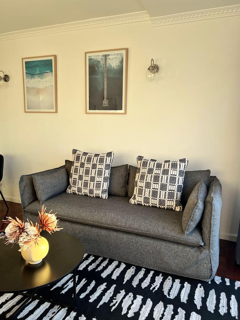 To Let 1 Bedroom Property for Rent in Sea Point Western Cape